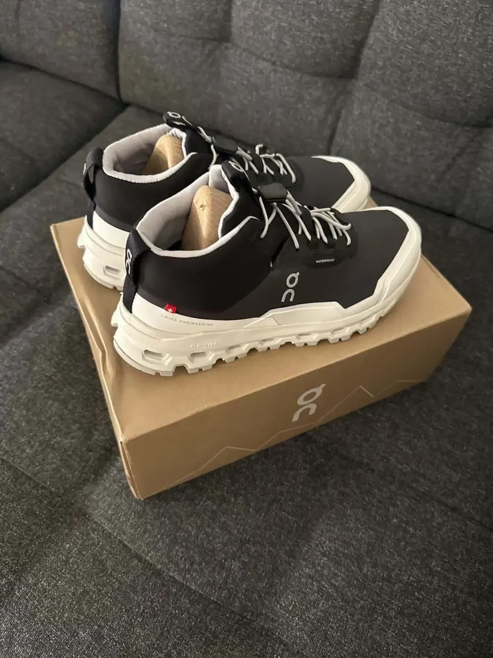 On Cloudhero Mid Waterproof Kids Hiking Boots, Black and White